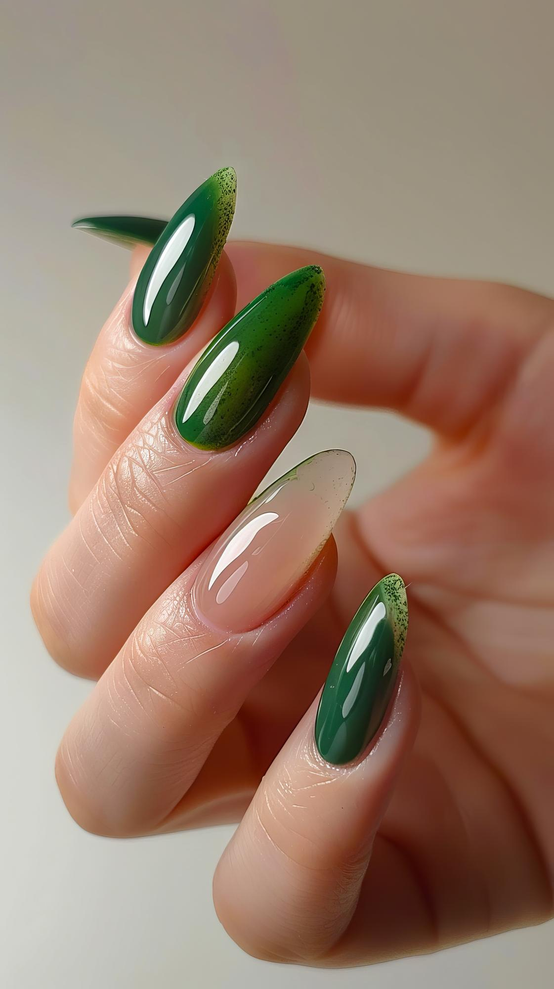 Nail 1 1 Verti Cc Green Beige